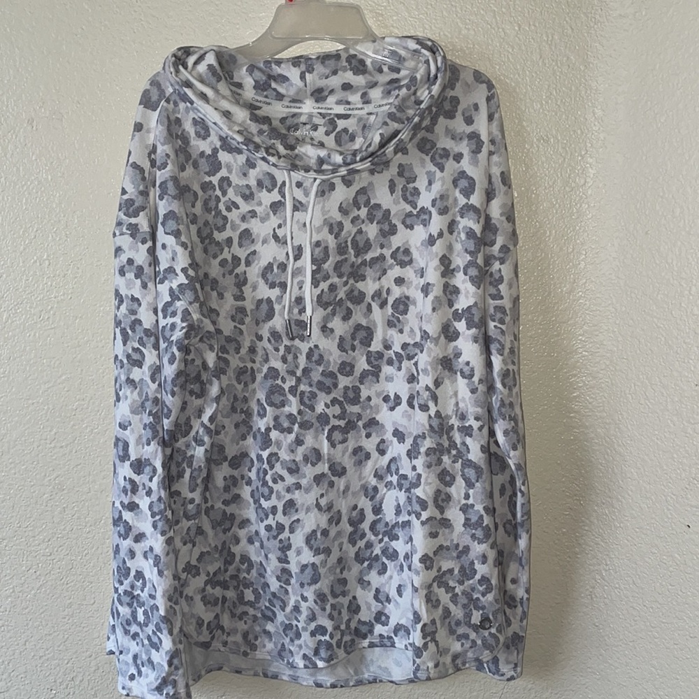 Brand New With Tag women’s Cawl neck knit top by Calvin Klein size #S